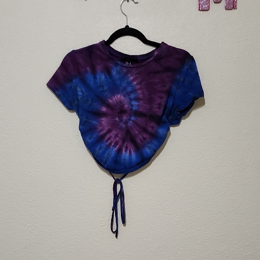 Forever 21 Blue and Purple Crop Tie Front Short Sleeve T-Shirt